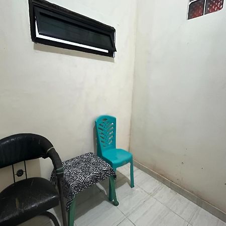 Spot On 92196 Kost Axcel Hotel Banjarmasin  Luaran gambar